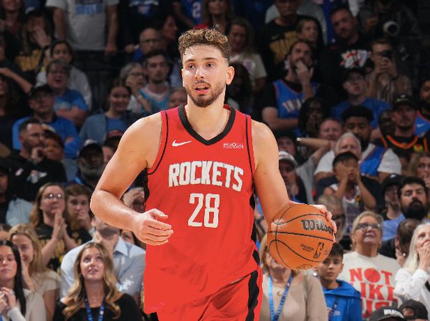 Пропустил первый трипл-дабл в сезоне! Шин Гён набрал 25 очков, 10 подборов и 9 передач.